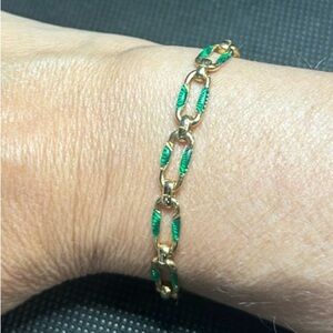 Gold and Emerald Green 7 1/2 inch Bracelet with gold over clasp